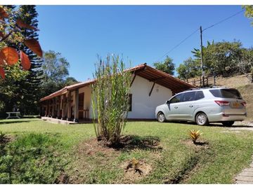 Finca en venta en El Carmen de Viboral