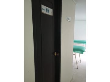 VENDO CASA CORALES DUPLEX CON LOCAL