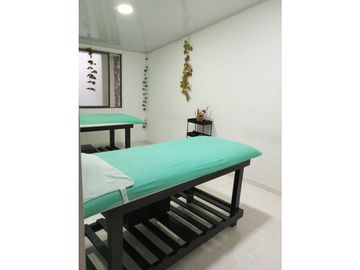 VENDO CASA CORALES DUPLEX CON LOCAL
