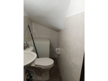 VENDO CASA CORALES DUPLEX CON LOCAL