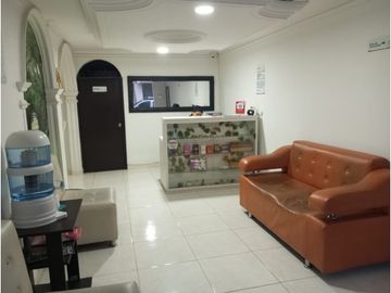 VENDO CASA CORALES DUPLEX CON LOCAL