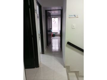 VENDO CASA CORALES DUPLEX CON LOCAL
