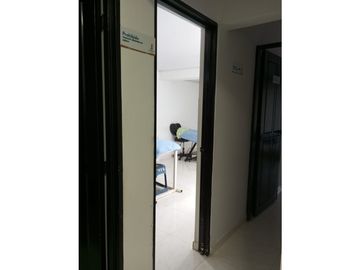 VENDO CASA CORALES DUPLEX CON LOCAL