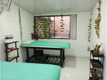 VENDO CASA CORALES DUPLEX CON LOCAL