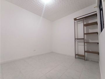 SE VENDE CASA EN VILLA DEL PRADO 4 PISOS