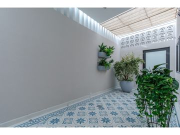 SE VENDE CASA  PARA ESTRENAR ESTILO PARISINO EN BARRIO RIOMAR BQUILLA