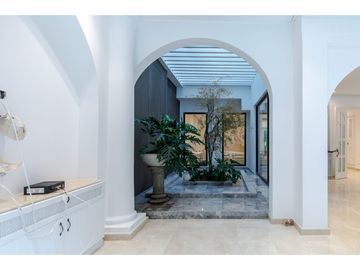 SE VENDE CASA  PARA ESTRENAR ESTILO PARISINO EN BARRIO RIOMAR BQUILLA