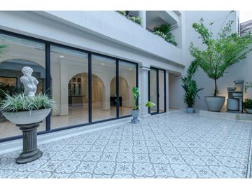 SE VENDE CASA  PARA ESTRENAR ESTILO PARISINO EN BARRIO RIOMAR BQUILLA