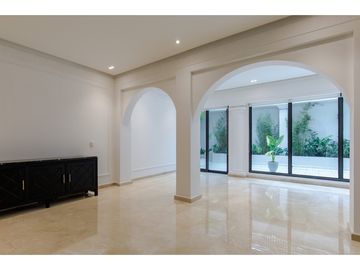 SE VENDE CASA  PARA ESTRENAR ESTILO PARISINO EN BARRIO RIOMAR BQUILLA