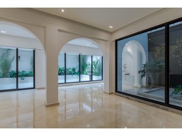 SE VENDE CASA  PARA ESTRENAR ESTILO PARISINO EN BARRIO RIOMAR BQUILLA