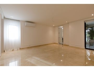 SE VENDE CASA  PARA ESTRENAR ESTILO PARISINO EN BARRIO RIOMAR BQUILLA