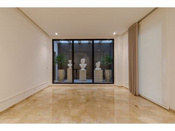 SE VENDE CASA  PARA ESTRENAR ESTILO PARISINO EN BARRIO RIOMAR BQUILLA
