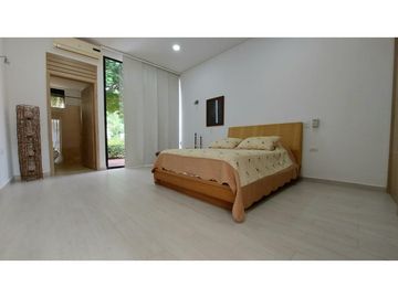 espectacular casa campestre en Santa Fe de Antioquia para venta SRM