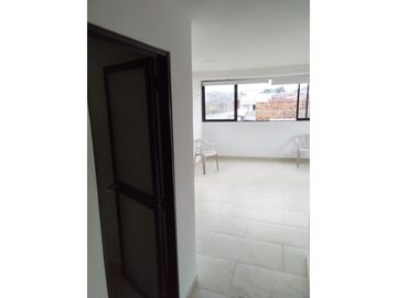 VENDO CASA CARTAGO  3 PISOS