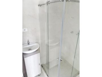 VENDO CASA CARTAGO  3 PISOS