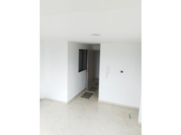 VENDO CASA CARTAGO  3 PISOS