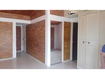 LUXA VENDE CASA URBANIZACION EL MOLINO CON  DOS LOTES PARA CONSTRUIR.