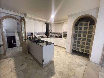 RENTO CASA MANSION PINARES PARA UN SPA BOUTIQUE