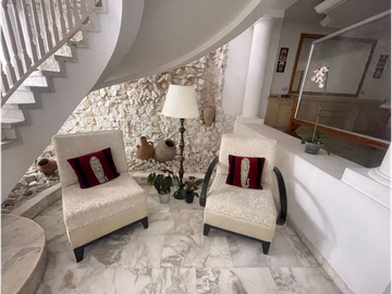RENTO CASA MANSION PINARES PARA UN SPA BOUTIQUE