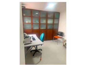 VENDO CASA  AVENIDA SUR CERCA HOMCENTER