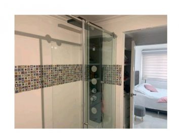 VENDO CASA  AVENIDA SUR CERCA HOMCENTER