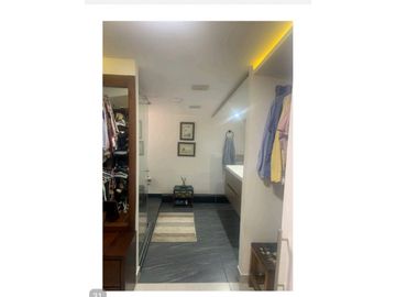 VENDO CASA  AVENIDA SUR CERCA HOMCENTER