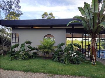 Vendo casa finca  Rionegro vía Tablazo  aeropuerto.