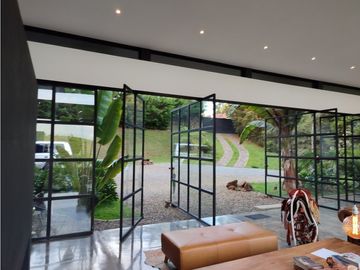 Vendo casa finca  Rionegro vía Tablazo  aeropuerto.