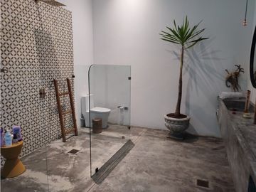 Vendo casa finca  Rionegro vía Tablazo  aeropuerto.