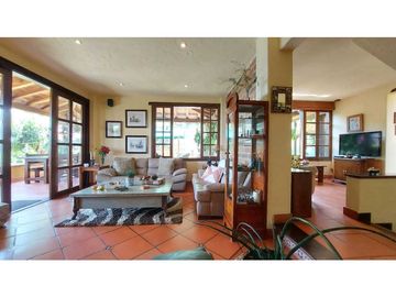 Vendo Casa Campestre, Vereda Rancherias. Rionegro