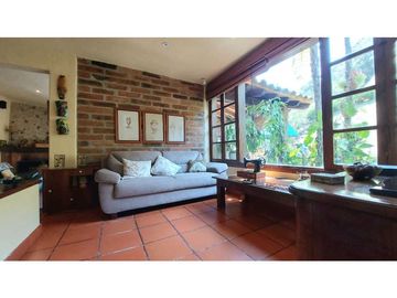 Vendo Casa Campestre, Vereda Rancherias. Rionegro