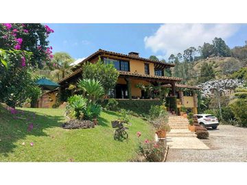 Vendo Casa Campestre, Vereda Rancherias. Rionegro