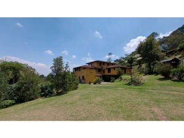 Vendo Casa Campestre, Vereda Rancherias. Rionegro