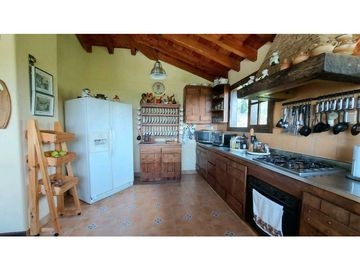 Vendo Casa Campestre, Vereda Rancherias. Rionegro