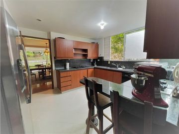 Casa en venta en Envigado - Loma de Benedictinos (JS)