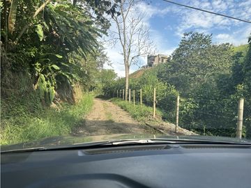 Se Vende Finca Cafetera En Alcala Norte Del Valle Limites Con Quindio