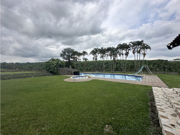 Se Vende Finca Cafetera En Alcala Norte Del Valle Limites Con Quindio