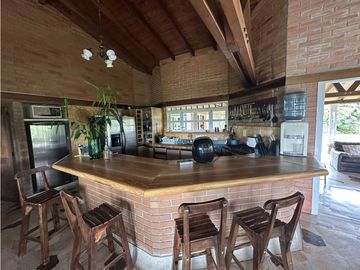 Se Vende Finca Cafetera En Alcala Norte Del Valle Limites Con Quindio