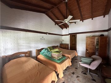 Se Vende Finca Cafetera En Alcala Norte Del Valle Limites Con Quindio