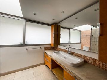 Casa en venta/arriendo en Bogotá, Chicó Alto