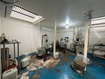 VENTA  CASA COMERCIAL  VIA PRINCIPAL ALAMEDA CALI