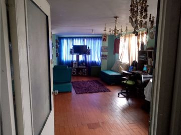 ACSI 838. Casa Esquinera 3 pisos Bogotá