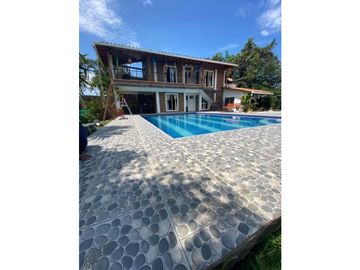 La Buitrera - Finca a puerta cerrada en venta y/o permuta Palmira