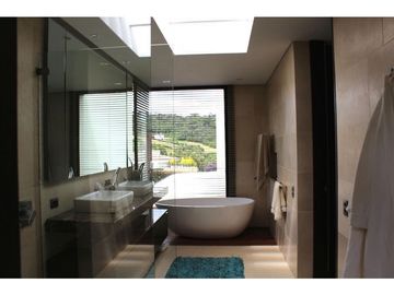 Venta casa en yerbabonita