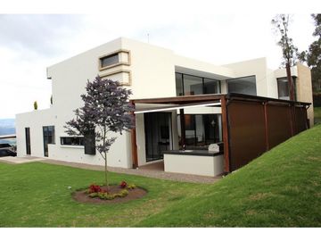 Venta casa en yerbabonita