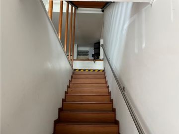 VENDO - ARRIENDO CASA PARA OFICINA O EMPRESAS Barrio San Luis
