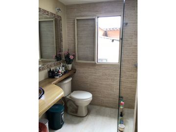 Vendo 2 lindas casas (bifamiliar) con 5 alcobas en cerros Suba