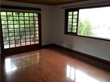 Vendo 2 lindas casas (bifamiliar) con 5 alcobas en cerros Suba