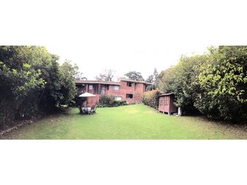Vendo 2 lindas casas (bifamiliar) con 5 alcobas en cerros Suba