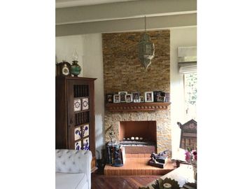 Vendo 2 lindas casas (bifamiliar) con 5 alcobas en cerros Suba